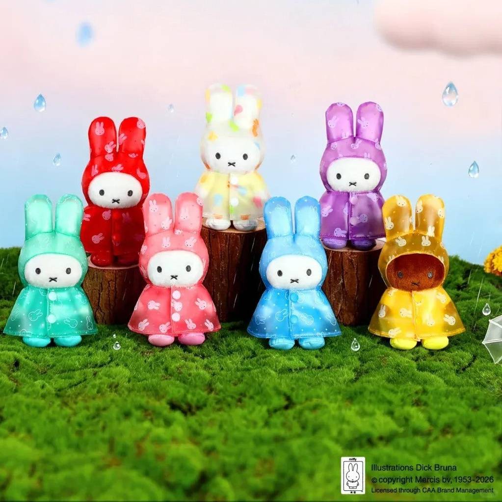 VIPO Miffy Raincoat Keychain Blind Box CDU of 6