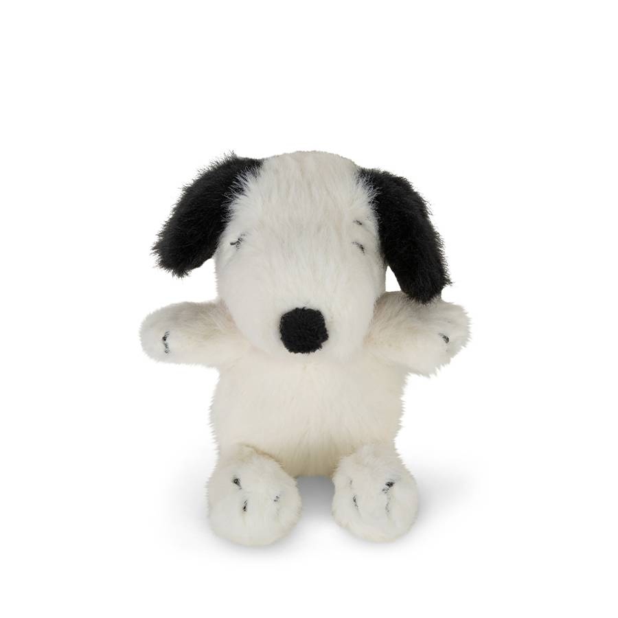 Peanuts Lucky Snoopy Fuzzy in Giftbox 10cm