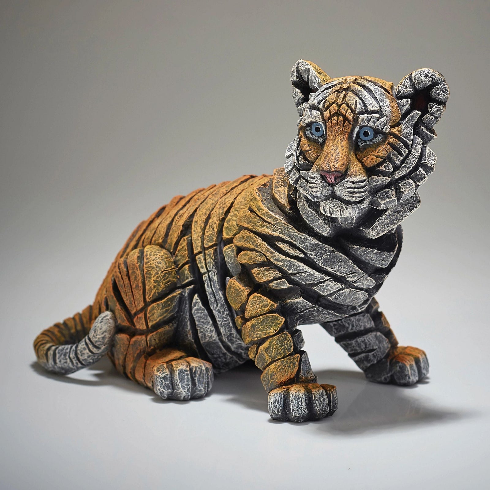Edge Sculpture Tiger Cub Figure 24cm
