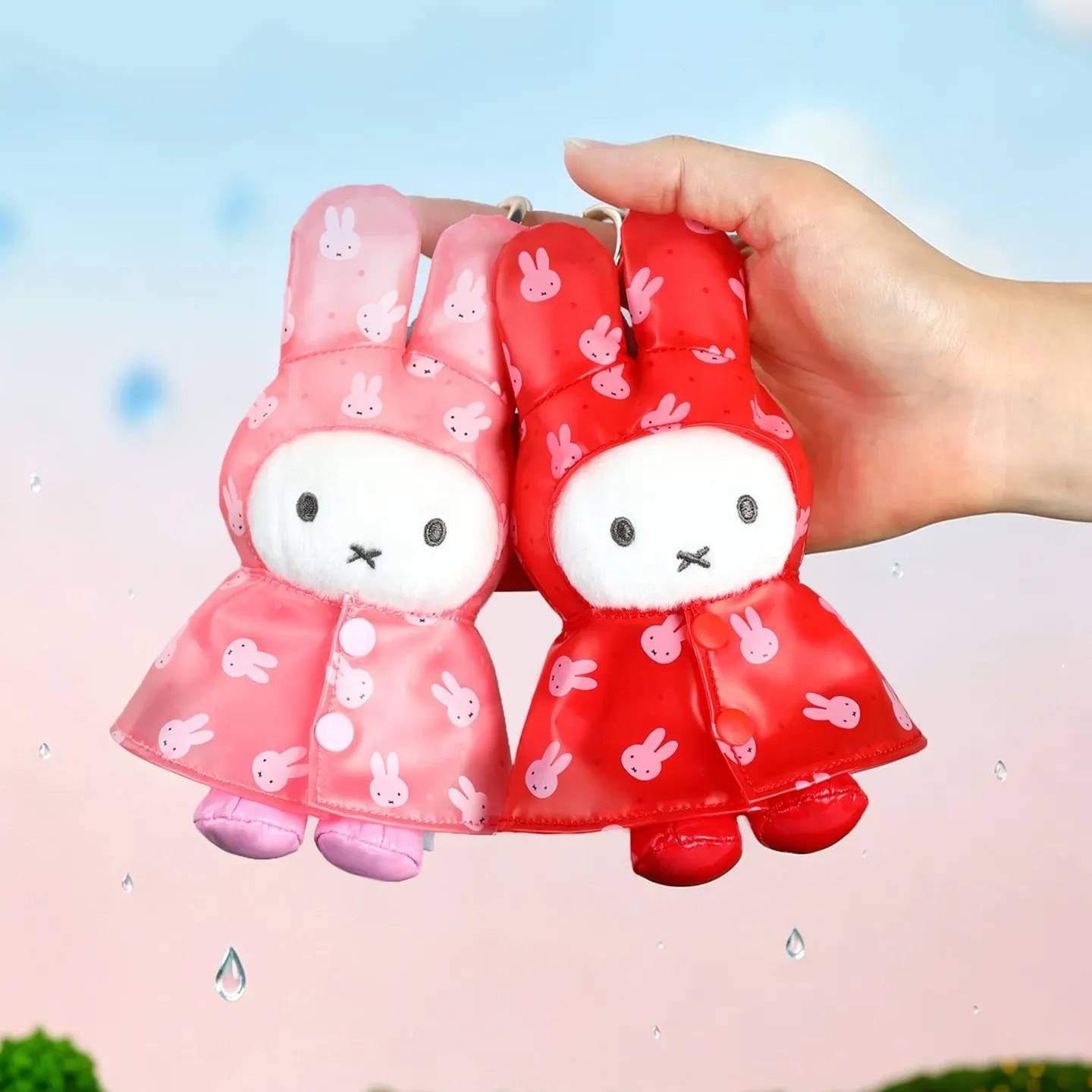 VIPO Miffy Raincoat Keychain Blind Box