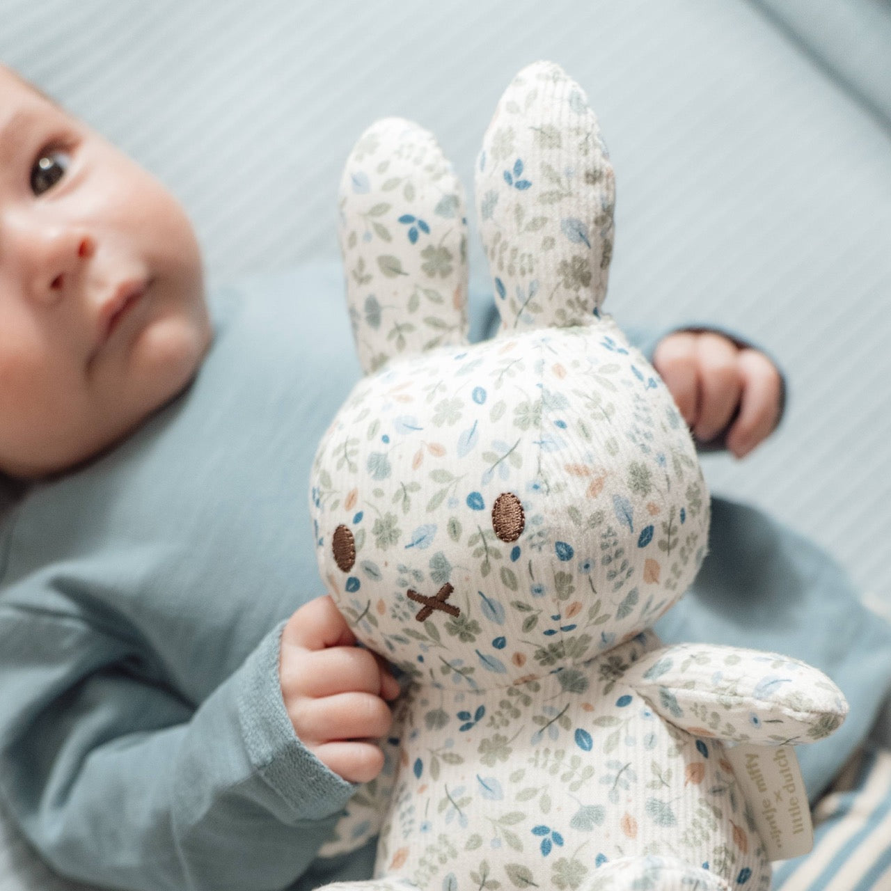 Miffy x Little Dutch Lucky Leaves Cuddle all over 20cm